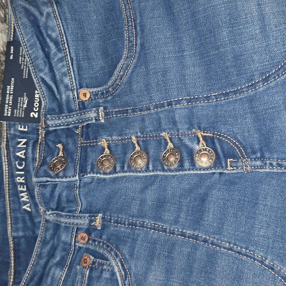 American Eagle Outfitters Blue Flare Jeans - Picture 5 of 5